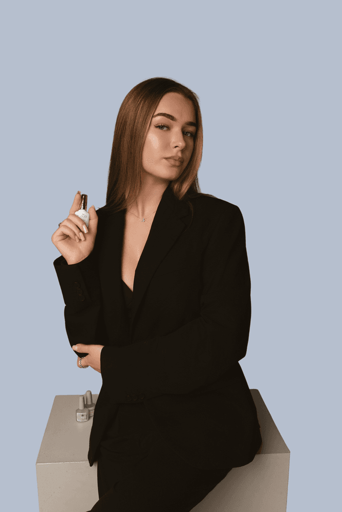 Oliwia - Stylistka Paznokci